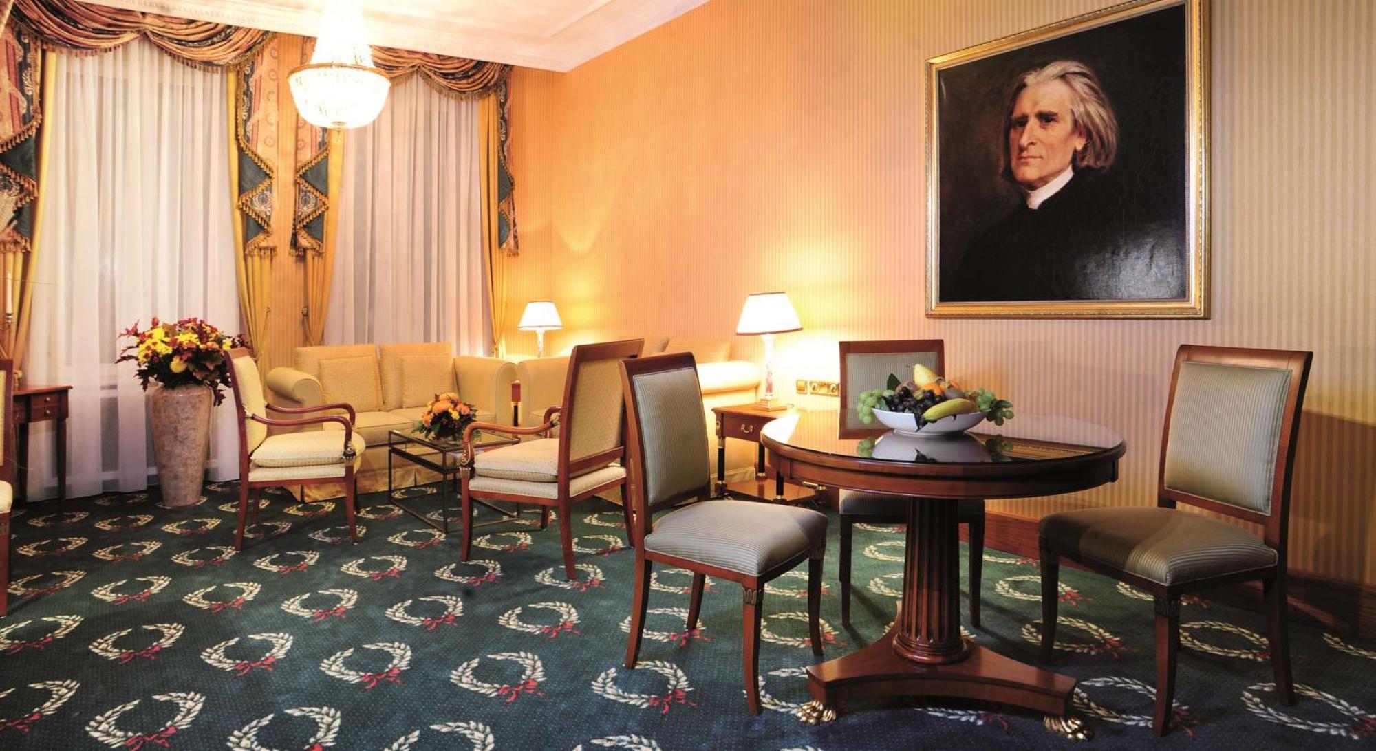 Best Western Premier Grand Hotel Russischer Hof Weimar  Exterior photo